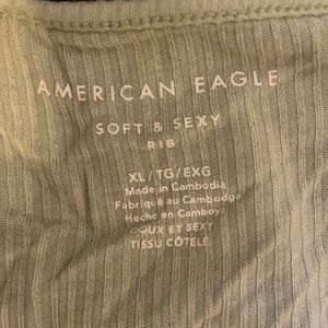 Soft green cropped tank